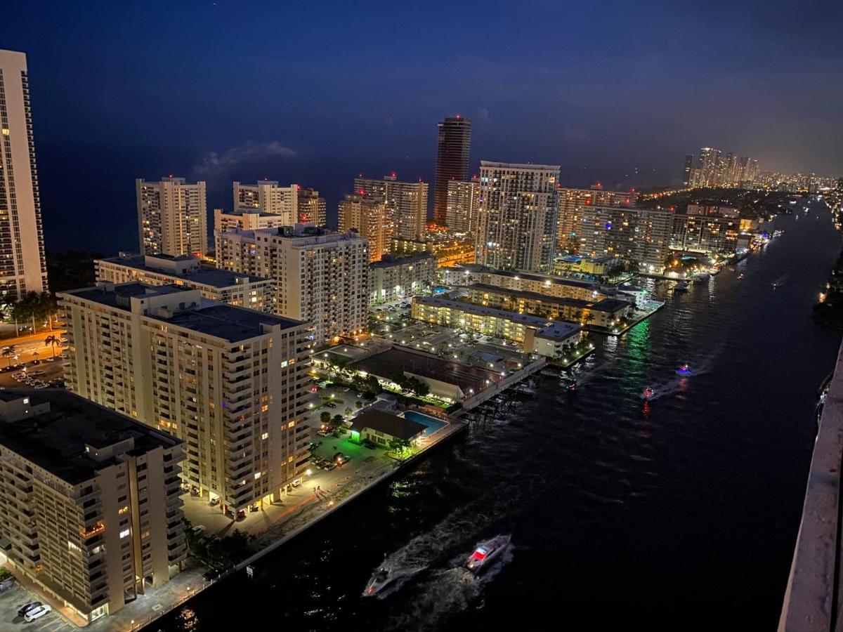 הלנדל ביץ' Beachwalk 1B 1B Incredible View Apartment 14 A מראה חיצוני תמונה